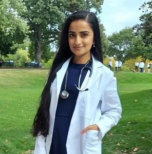 Meet your Posher, Aneri